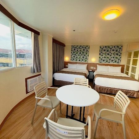 Hotel Sentro Legazpi Esterno foto